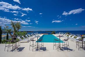 Golden Rays Luxury Apartments