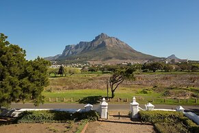 Protea Hotel by Marriott Cape Town Mowbray