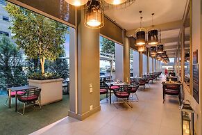 Protea Hotel Fire & Ice by Marriott Pretoria Menlyn