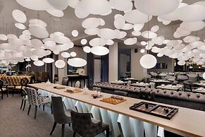 Protea Hotel Fire & Ice by Marriott Pretoria Menlyn