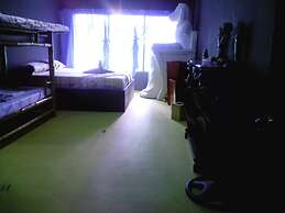 Friendship Budget Hostel