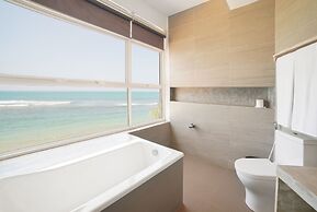 Hikkaduwa Beach Hotel