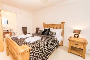 Holistic Condos Apartments - Albion Gardens