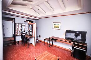 Noblesse Tourist Hotel