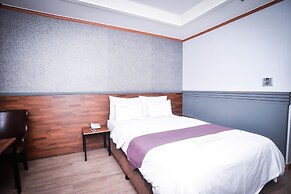 Noblesse Tourist Hotel