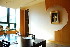 Noblesse Tourist Hotel