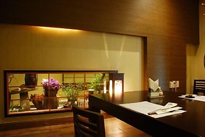 Noblesse Tourist Hotel