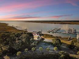 Regatta Inn Folly Beach