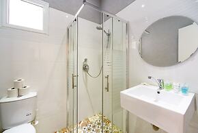 Crown Sea Apartments