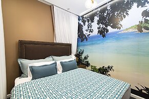 Crown Sea Apartments