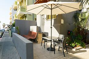 Crown Sea Apartments