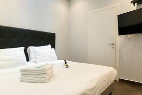 Crown Sea Apartments