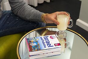 Crown Sea Apartments