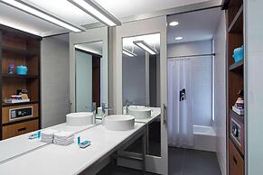 Aloft New Orleans Downtown