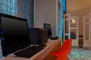 Aloft New Orleans Downtown