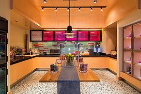 Aloft New Orleans Downtown