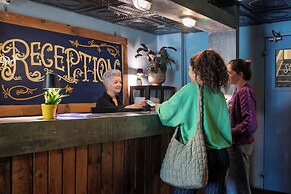 Stayokay Eindhoven - Blue Collar Hostel