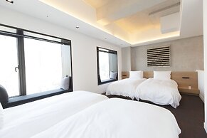 STAY B Hotel Myeongdong