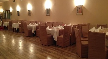 Hotel Bor