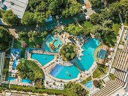 Flamingo Grand Hotel & SPA