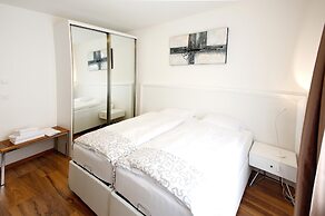 Luxury Apartments by Livingdowntown