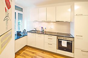 Luxury Apartments by Livingdowntown