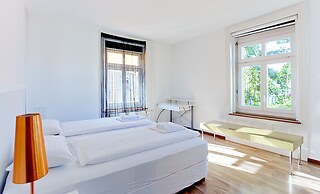 Comfort Apartments by LivingDownTown