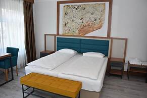 Comfort Apartments by LivingDownTown