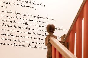 Chinitas Urban Hostel