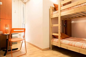 Chinitas Urban Hostel