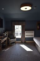 Elveden Inn