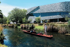 Ramada Suites by Wyndham Christchurch City