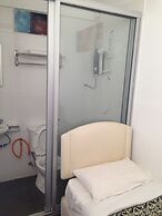 Woodpecker Lodge Kuching