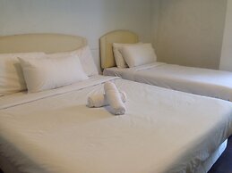 Woodpecker Lodge Kuching