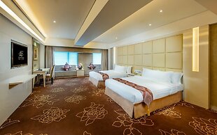 Rio Hotel & Casino