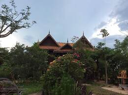 Bong Thom Home Stay