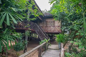 Bong Thom Home Stay