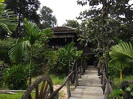 Bong Thom Home Stay