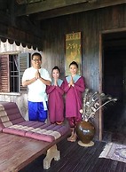 Bong Thom Home Stay