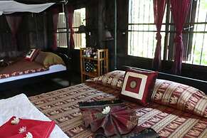 Bong Thom Home Stay
