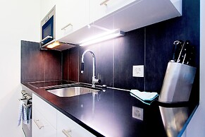 Suite Apartments by Livingdowntown