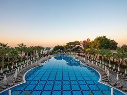 Rubi Platinum Spa Resort & Suites - All Inclusive