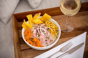 AC Hotel by Marriott Miami Beach