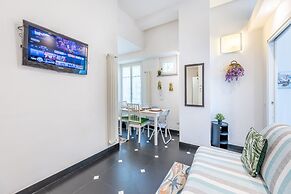 Hanging Garden with Air Conditioning