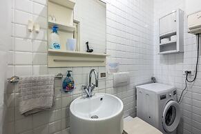 Hanging Garden with Air Conditioning