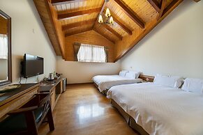 Tai Yi Red Maple Resort