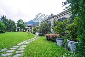 Tai Yi Red Maple Resort