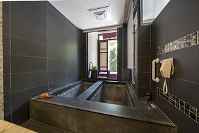 Tai Yi Red Maple Resort