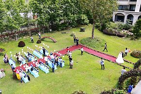 Tai Yi Red Maple Resort