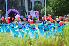 Tai Yi Red Maple Resort